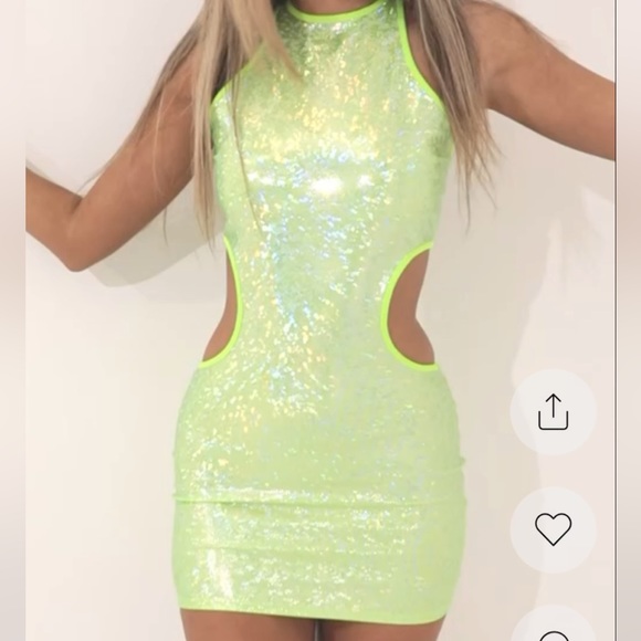 Lucy in the Sky - Metallic green festival cutout dress. Size Medium - Picture 2 of 3